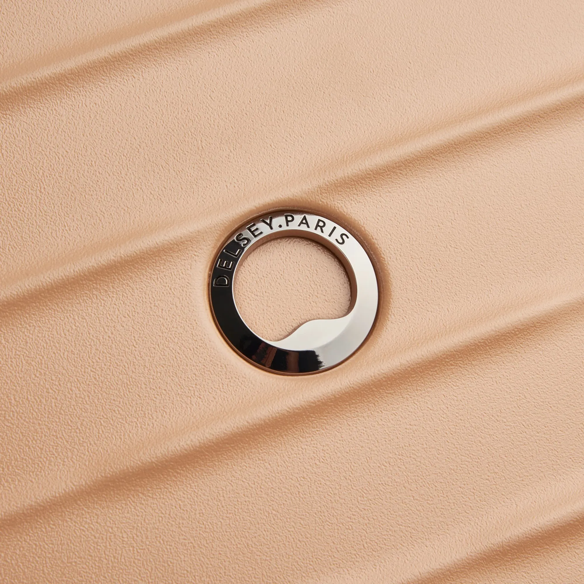 CLAUDIA - Carry-On Plus Expandable Spinner