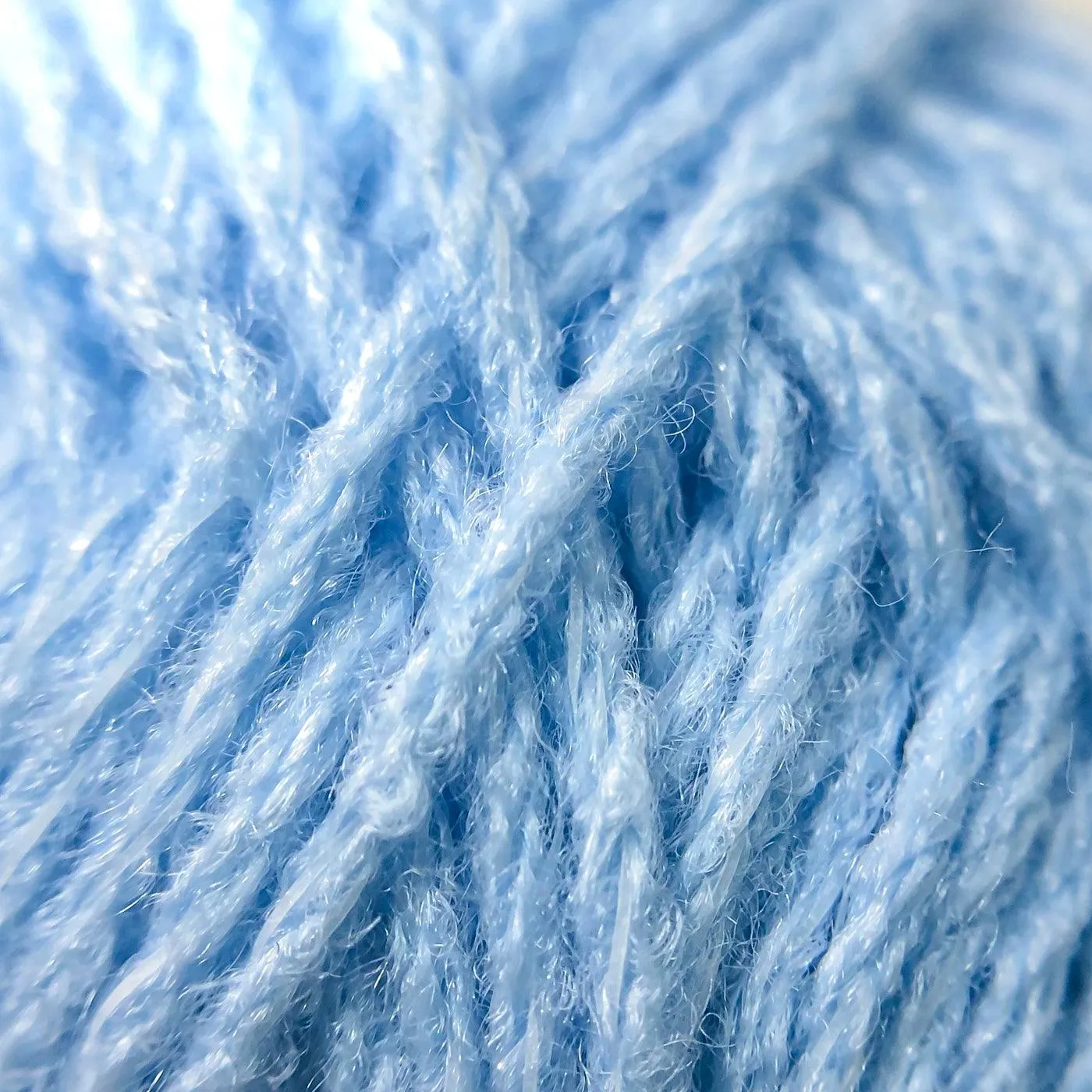 Eco-friendly blue acrylic glow-in-the-dark yarn (Glow Blue Jean Yarn)