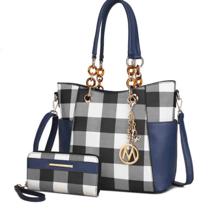 Paloma Shoulder Bag with Matching Wallet