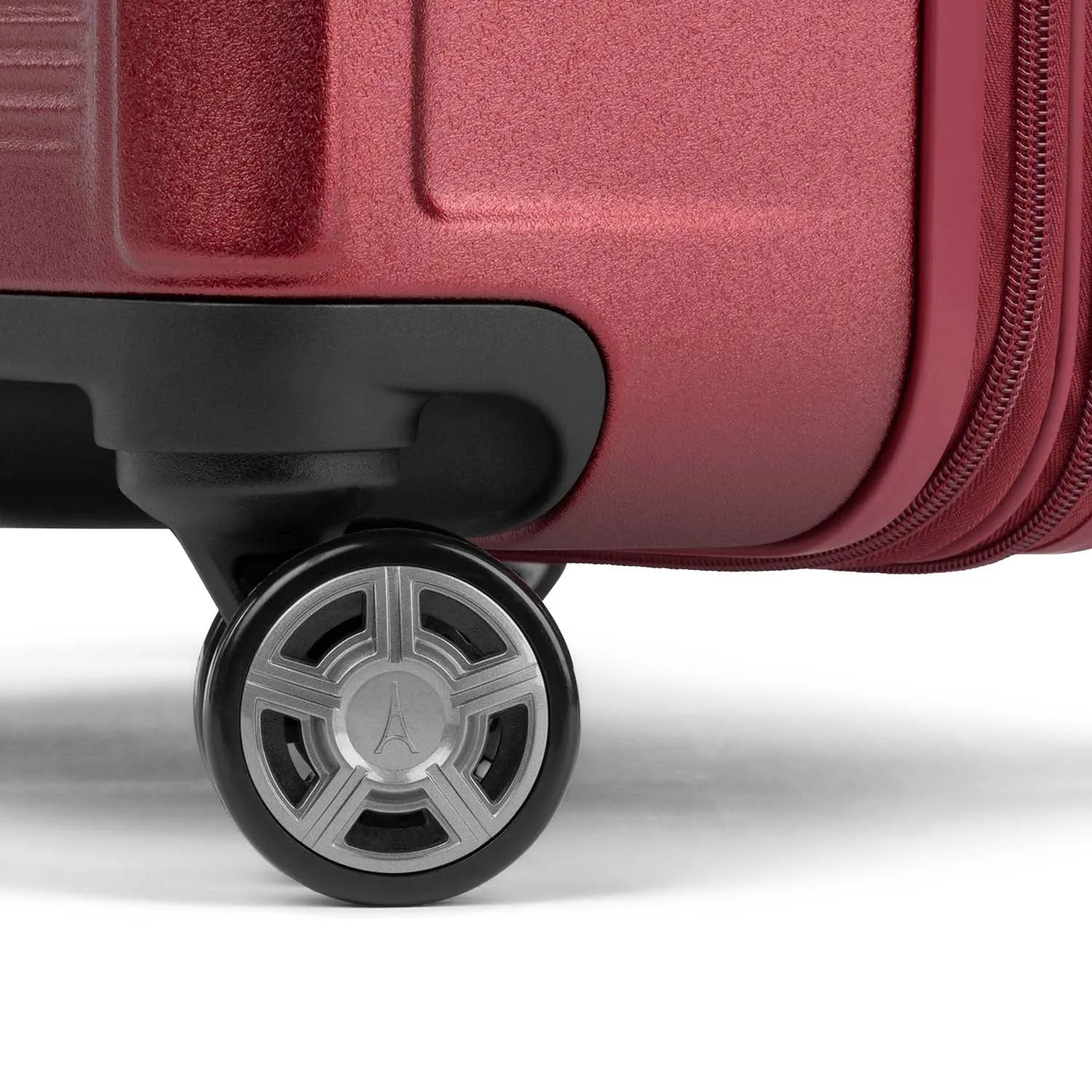 Platinum® Elite Medium Check-In Expandable Hardside Spinner