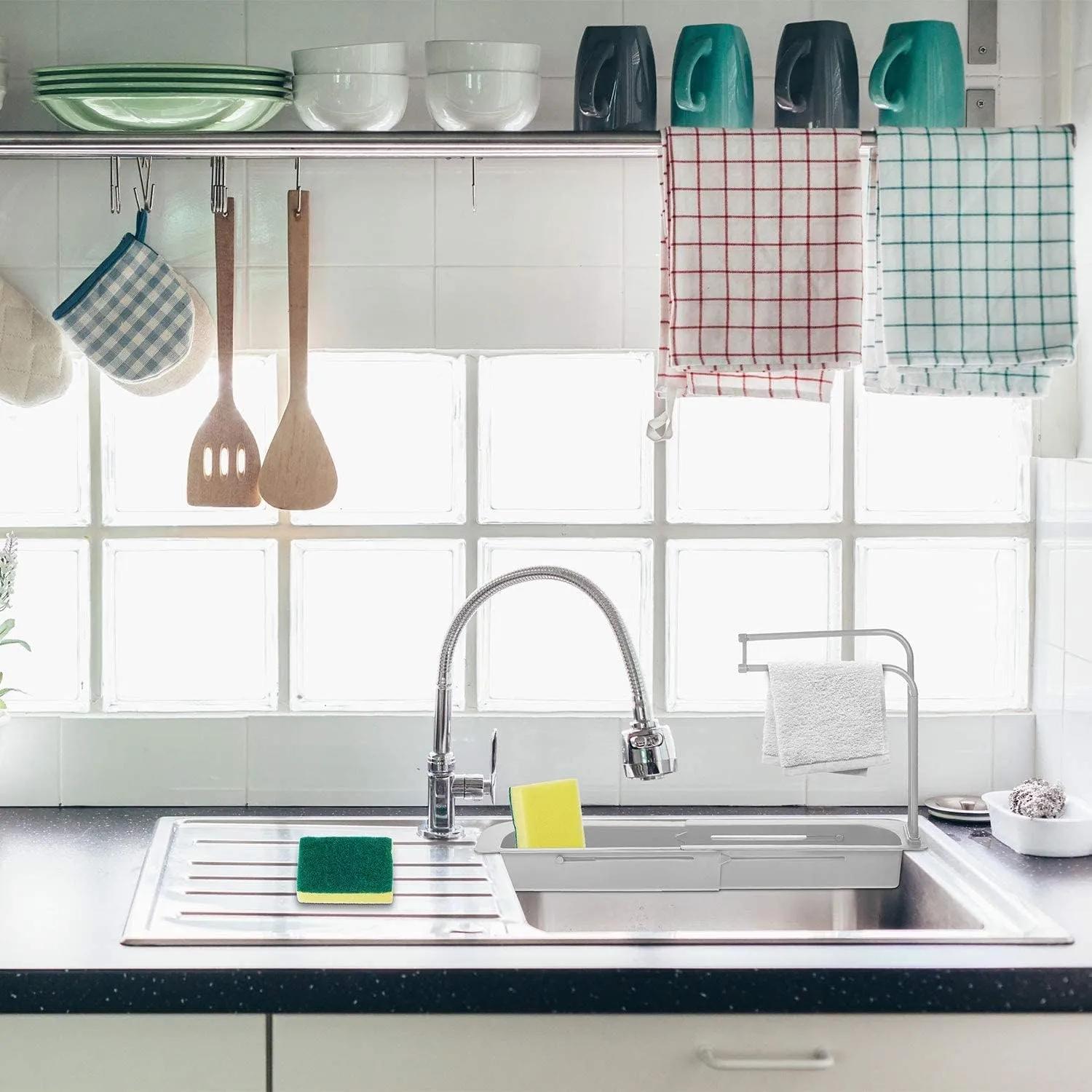 Telescopic Expandable Kitchen Sink Drain Basket Holder Rack F42-8-765 White