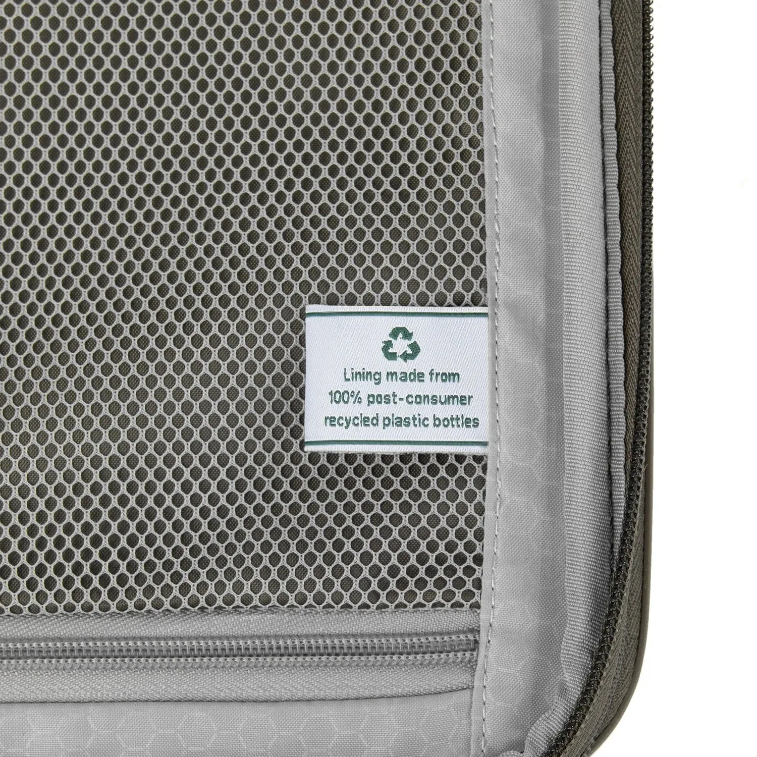 Travelpro Maxlite Air Medium Check-in Expandable Hardside Spinner Luggage