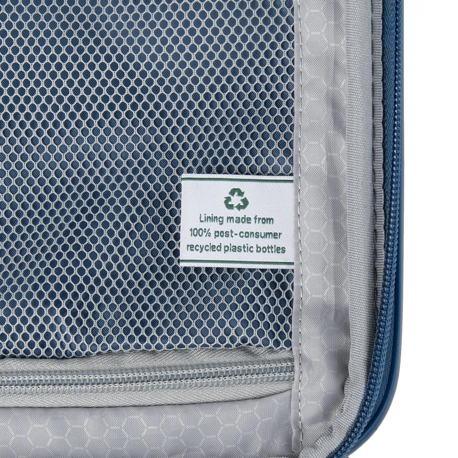Travelpro Maxlite Air Medium Check-in Expandable Hardside Spinner Luggage