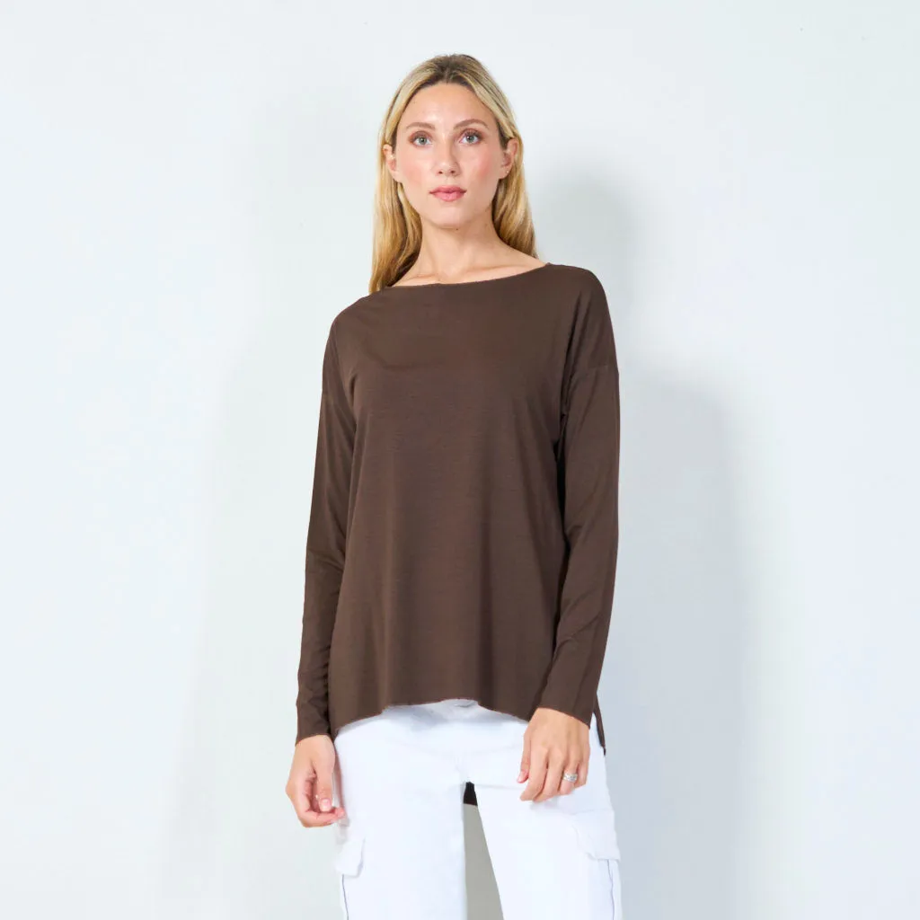 Versatile relaxed-fit long sleeve top wholesale