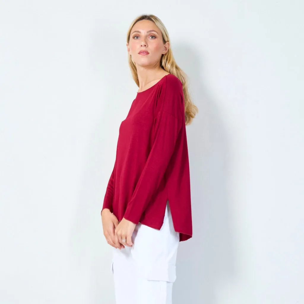 Versatile relaxed-fit long sleeve top wholesale